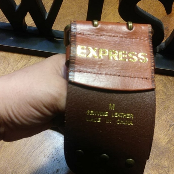 Express Leather Belt - Picture 4 of 4